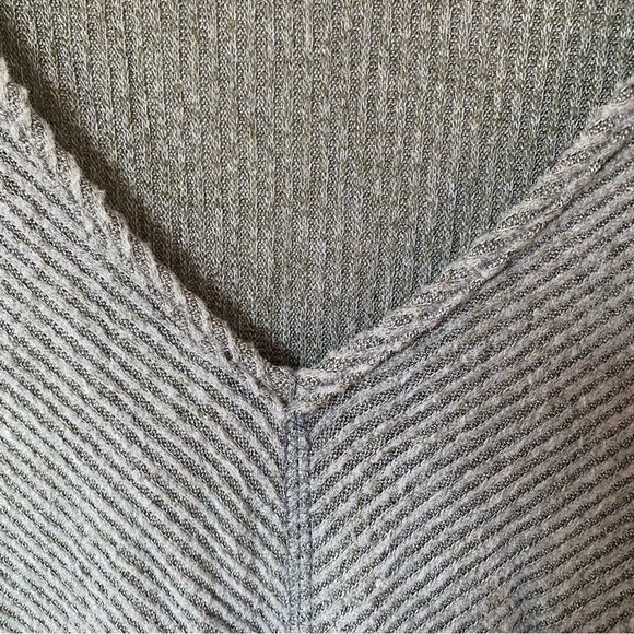 Evereve Peyton Jensen women’s ribbed stretchy shirt with front tie size XS - Picture 6 of 8